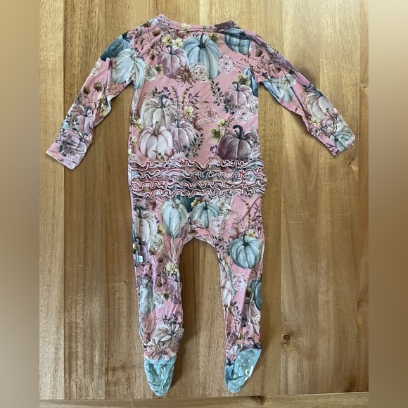 Posh Peanut Pink Floral Pumpkin Zip Bamboo Footie, 9-12m - Picture 4 of 5